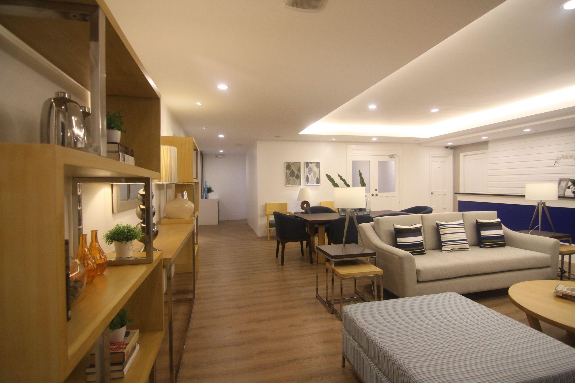 Reddoorz Plus @ Casino Street Makati Makati City Bagian luar foto
