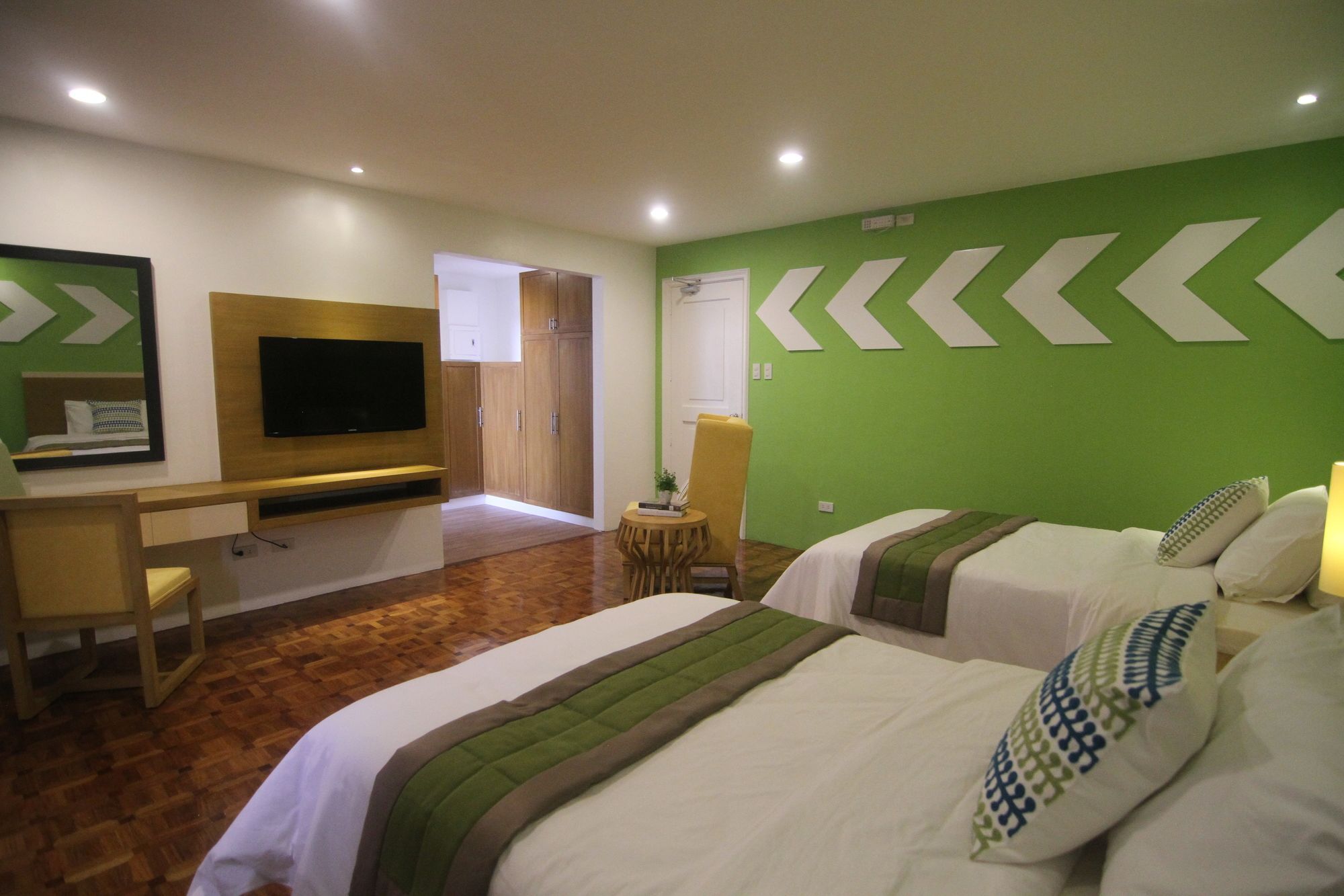 Reddoorz Plus @ Casino Street Makati Makati City Bagian luar foto