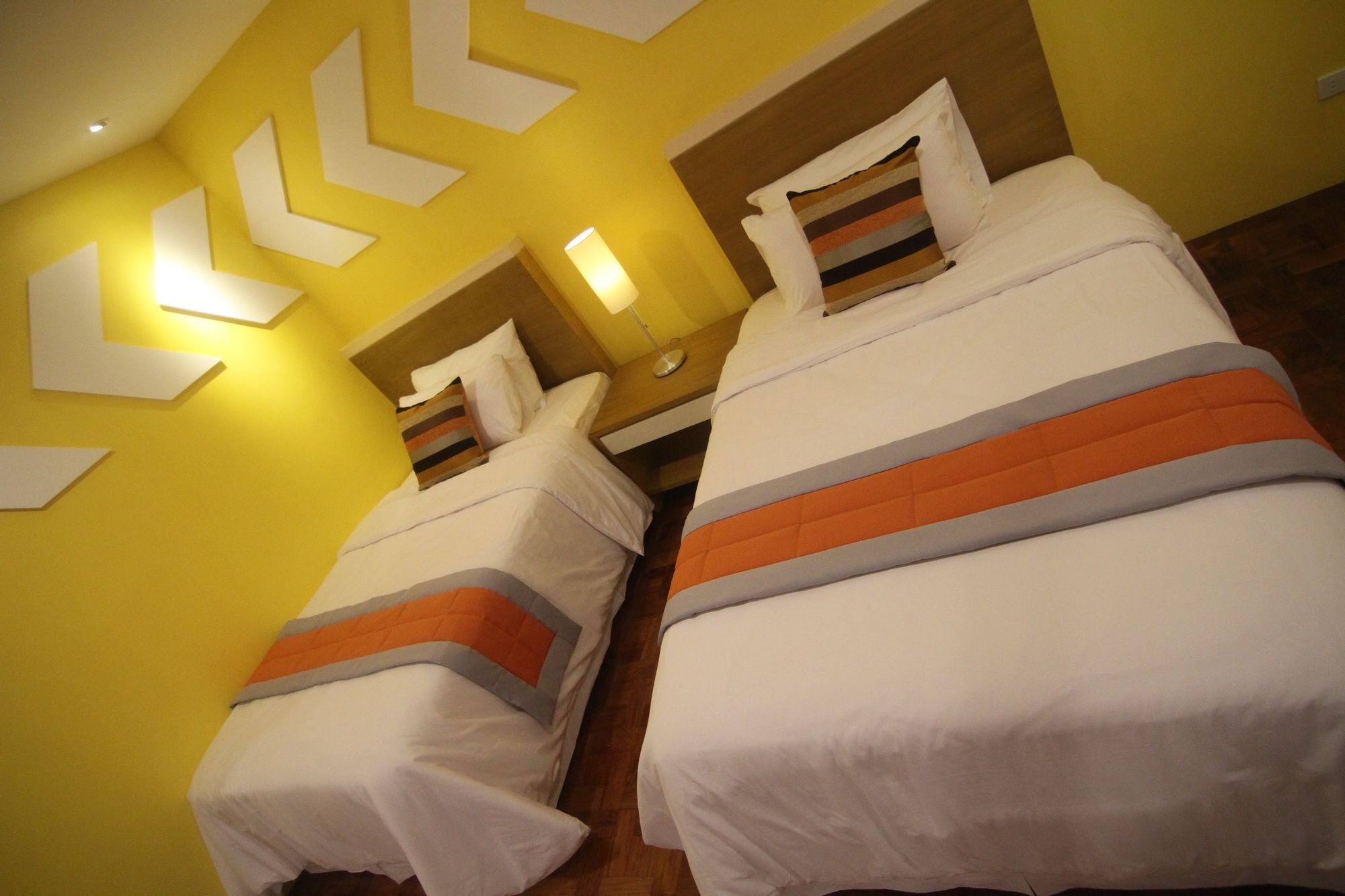 Reddoorz Plus @ Casino Street Makati Makati City Bagian luar foto